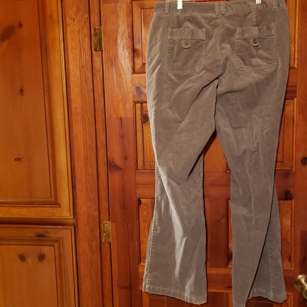 ❤3/$50❤ Dockers sz 12 perfect fit velvety Brown